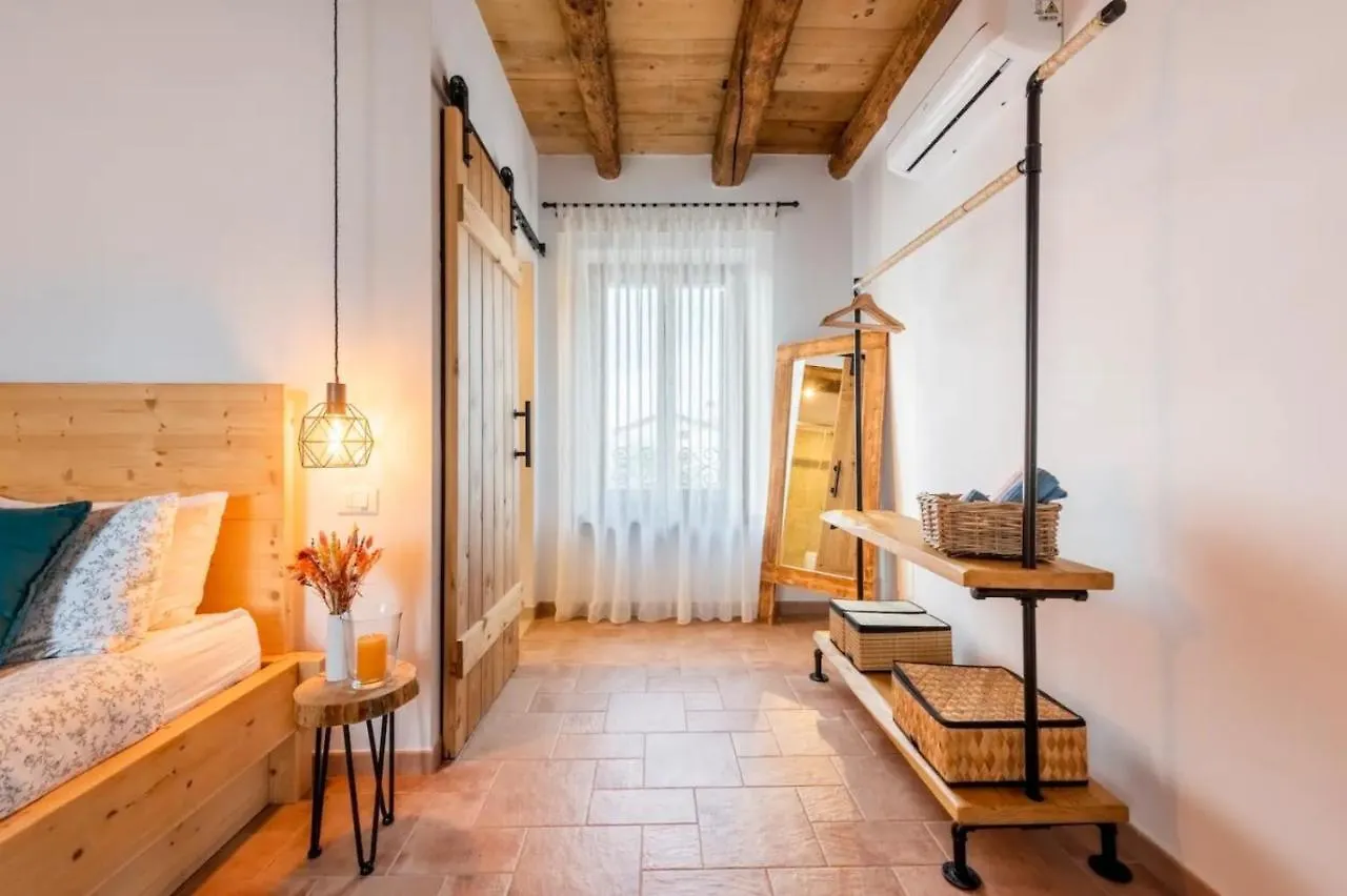 Affittacamere Casa Nostra - Garda Rooms Cavalcaselle