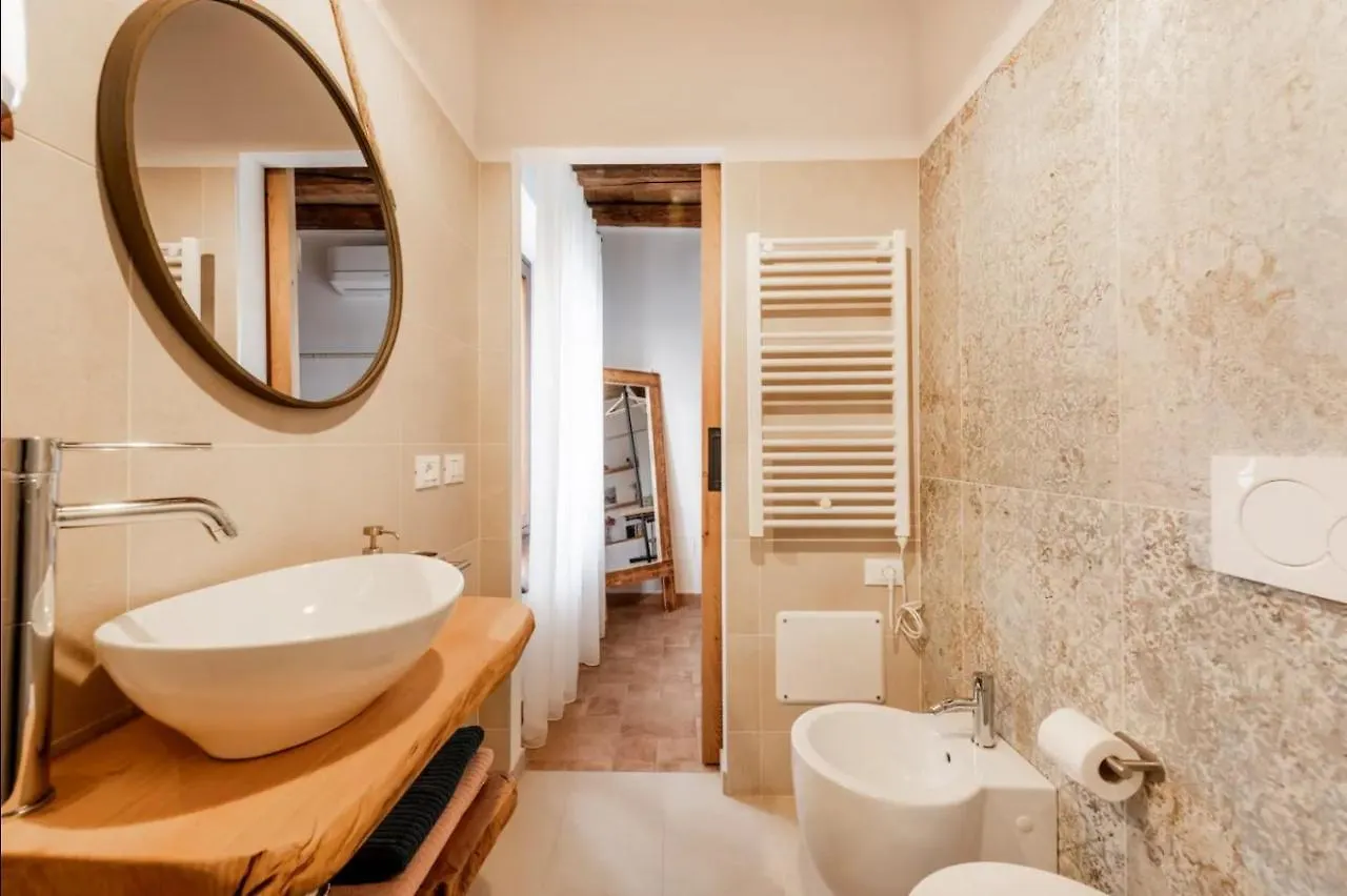Affittacamere Casa Nostra - Garda Rooms Cavalcaselle Italia