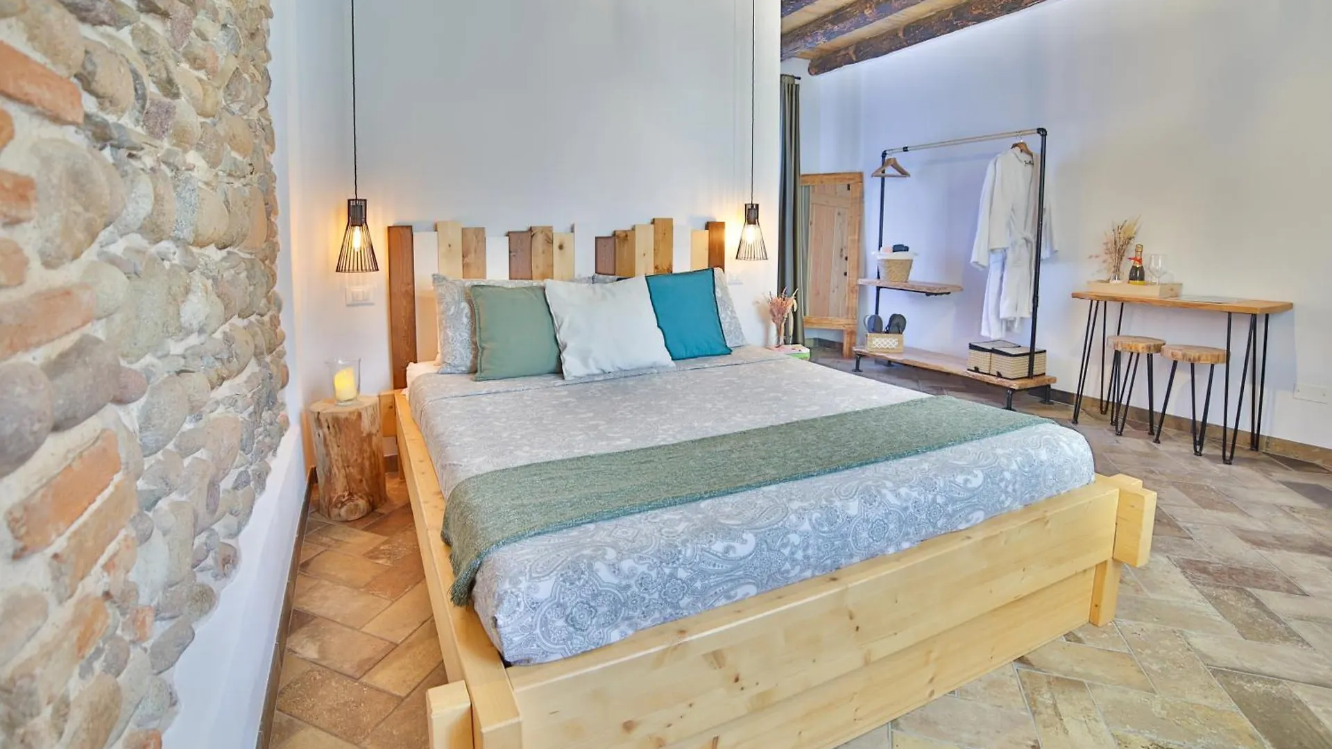 Affittacamere Casa Nostra - Garda Rooms Cavalcaselle
